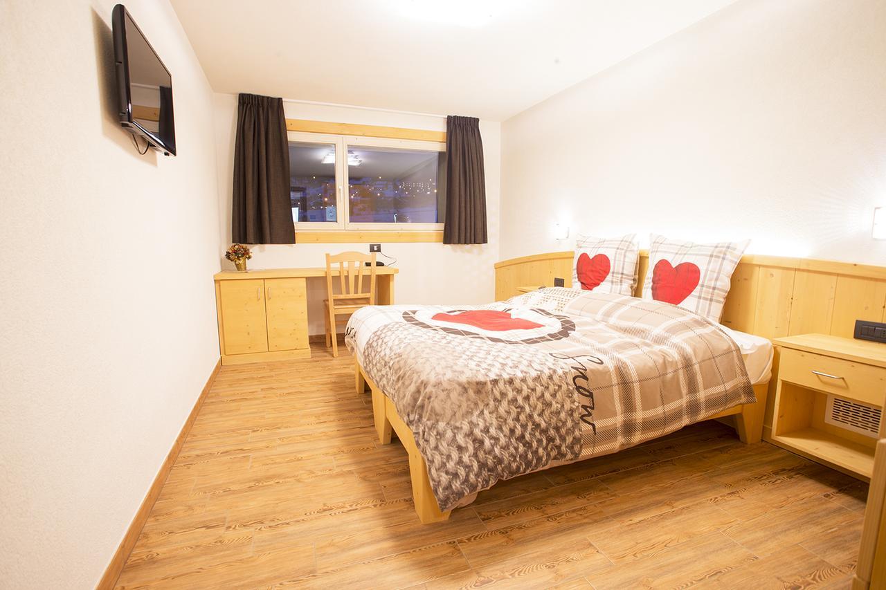 Steinbock B&B - Apartaments Livigno Zewnętrze zdjęcie